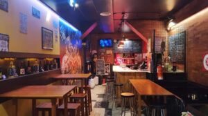 El MoNo Bikers and Beer Bar