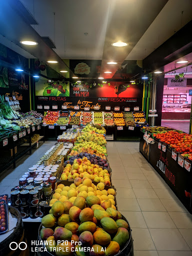 FRUTERIA TOMATE LA FRUTA