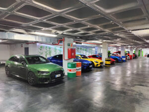 GT Rentals ALQUILER de COCHES de LUJO / DEPORTIVOS de Alta Gama Ferrari, Mustang, Tesla, Mclaren, Lamborghini, Porsche