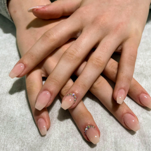 Nails & Co.