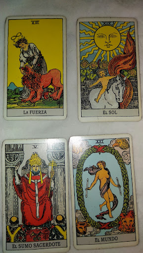 Tarot por WhatsApp barato y fiable