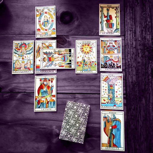 Centro Naima (Tarot Evolutivo y Crecimiento)