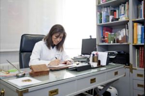 CLÍNICA HAWKINS - Endocrinología Pediátrica
