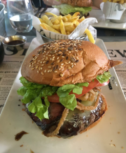 Steakburger Luchana