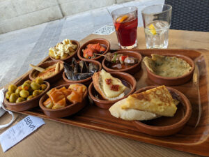 La Paradita Tapas Bar