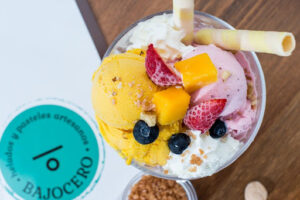 BAJOCERO, HELADOS Y PASTELES ARTESANOS