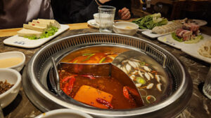 Red Dragon Hot Pot 大龙燚火锅