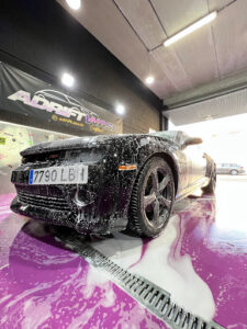 AdriftWash Vallecas : Lavado de Coches y Motos a mano. Detail. Carwash. Lavadero