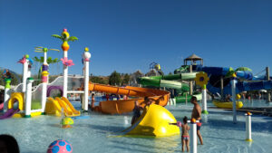 Parque Warner Beach