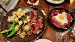 Cañas y Tapas
