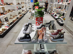 Lola Rey - Tienda de Zapatillas y Ropa