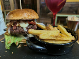Makato’s Burger