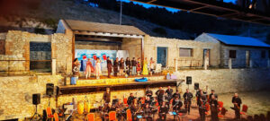 Meridiano Cultural. Banda de música, coro, teatro, big band.