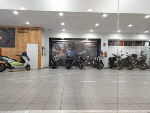 BMW Motorrad-Caetano Cuzco - Vivero