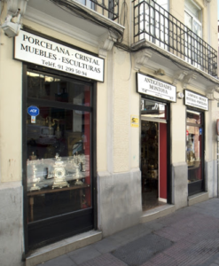 Antigüedades Montoya
