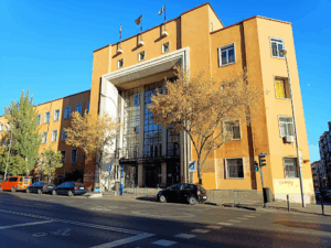 Escuela Técnica Superior de Ingeniería y Diseño Industrial